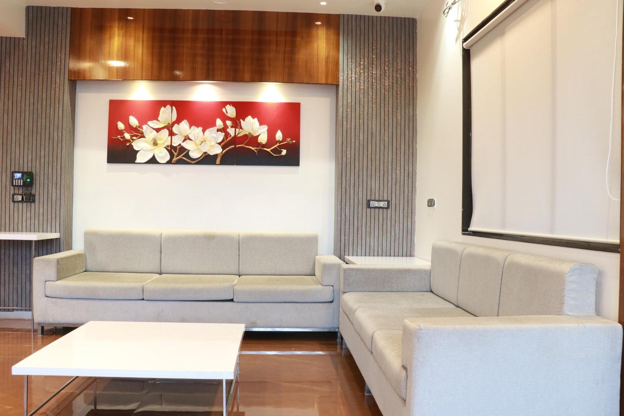 Hotel Yash Executive Aurangabad  Bagian luar foto